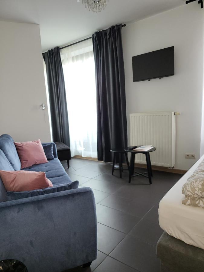 Amber Hostel Szlak Krasków Eksteriør bilde