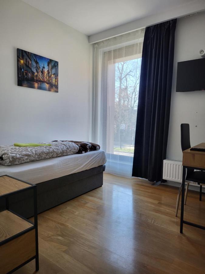 Amber Hostel Szlak Krasków Eksteriør bilde